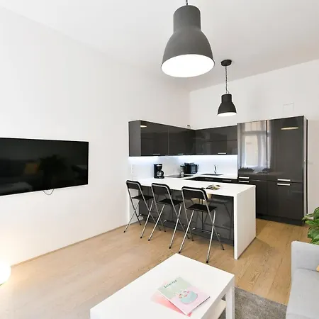 Klimentská 52 Apartmán *