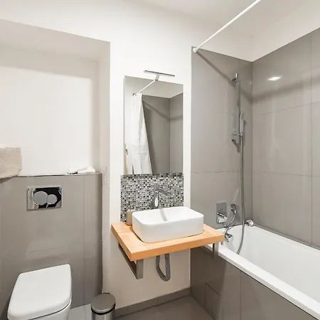 Appartamento Klimentská 52 *