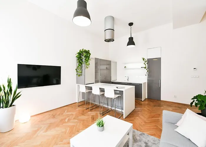 Klimentská 52